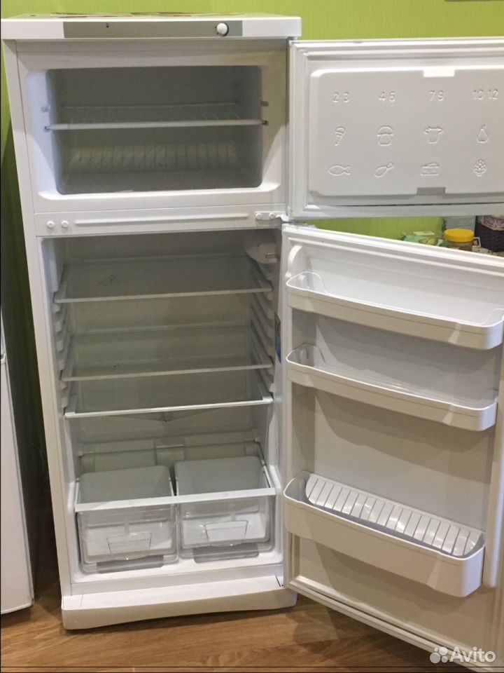 Индезит 14. Холодильник Индезит md14. Холодильник Индезит МД 14. Холодильник Индезит с верхней морозилкой.