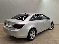 Chevrolet Cruze 2011 серебристый