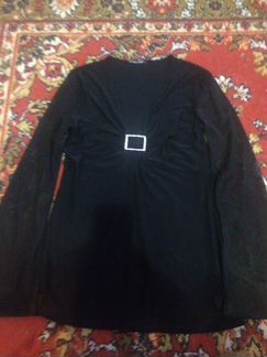 Блузки нарядные с пряжкой и бахромой