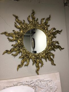 Золотое зеркало-солнце с лучами мраморная крошка