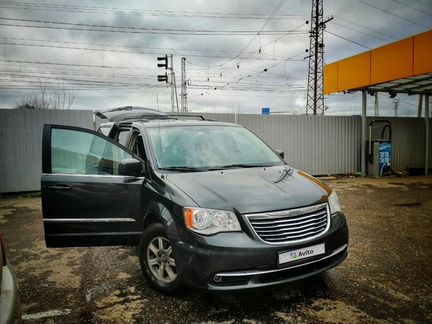 Chrysler Town & Country 3.6 AT, 2012, 210 000 км