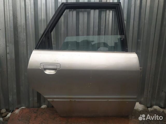 Дверь задняя (правая) Audi 80 B3