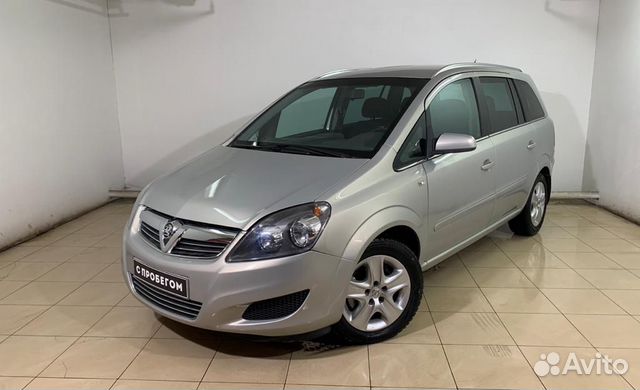 Opel Zafira `2011