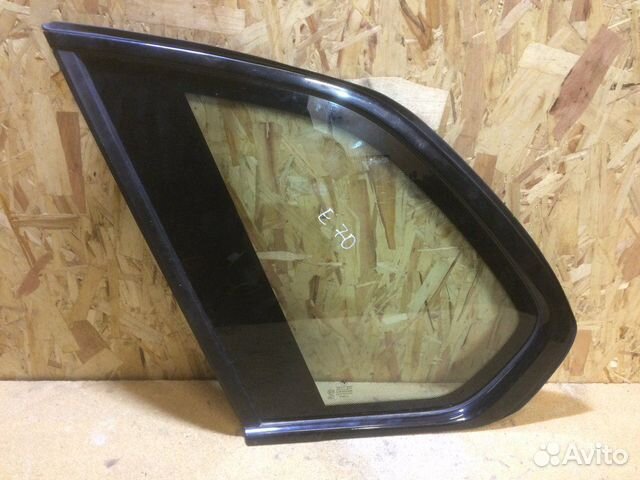 7163081 Стекло кузова левое глухое BMW E70