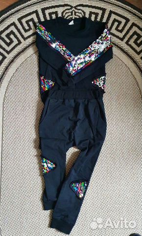 Спортивный костюм