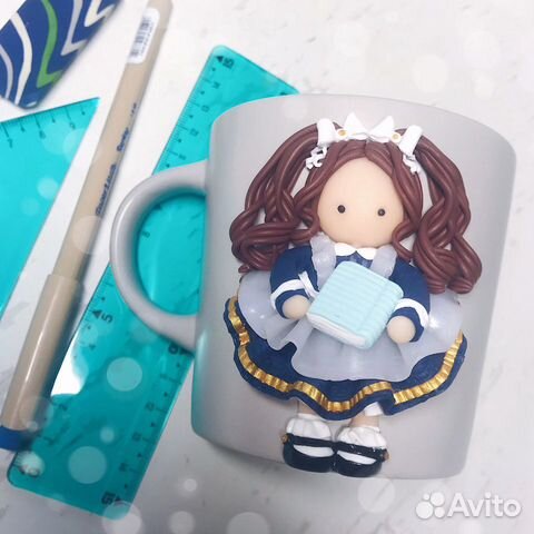 Кружка с декором из полимерной глины