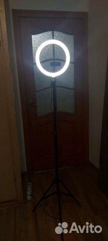 Кольцевая лампа 26 см со штативом
