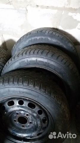 Шины 195/65/15 зима 4 шт. диски 5/114.3