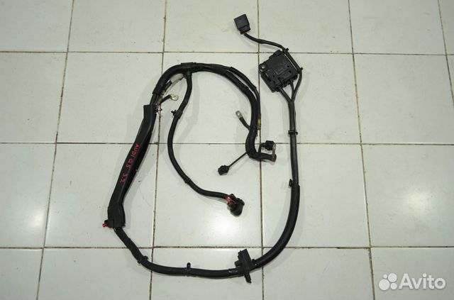 Проводка двигателя Audi Q5 8R 3.2 2010