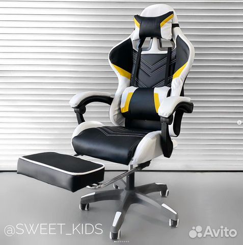 Компьютерное кресло Lion с подставкой под ноги