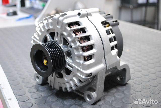 Генератор F10, F01, BMW X5 E70, X6 E71 3.0 Diesel