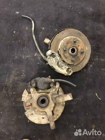 Поворотный кулак Kia Shuma 1 Sephia 2000 г