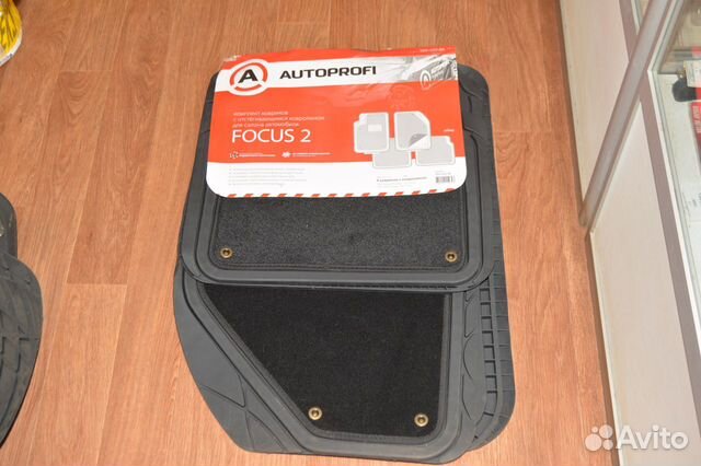 К-кт ковриков автом.универс.черные (4 шт) TER-420B