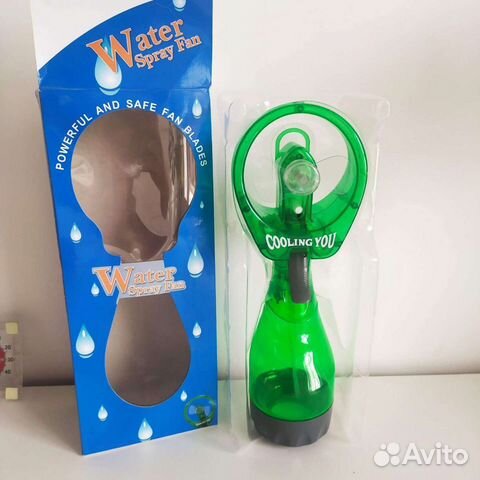 Вентелятор с распылителем, работает от батареек