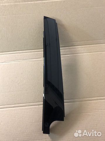 Накладка стойки задней двери VW Golf 7