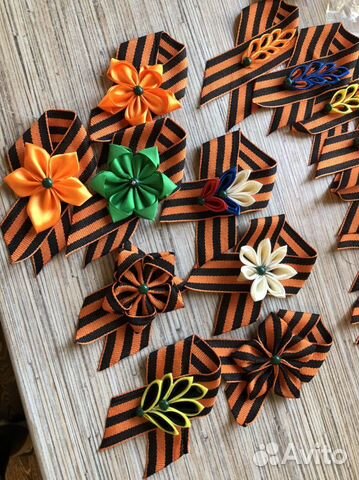 Георгиевская лента, брошь