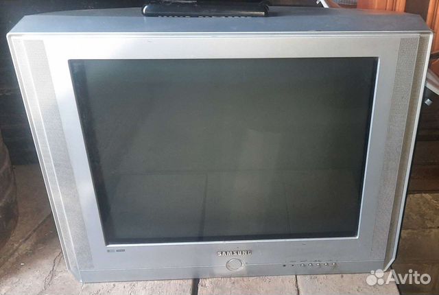 Телевизор samsung