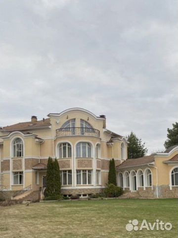 

10-к. и более коттедж, 900 м²