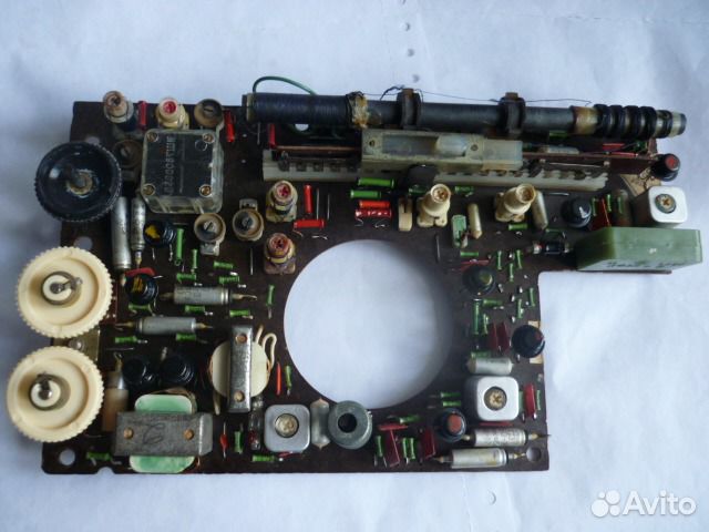 Радиоприёмник на п/п 