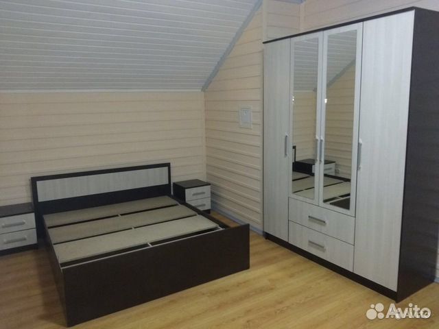 Кровать с матрасом Кровать с матрасом