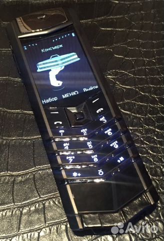 Vertu Signature S Design Black Alligator