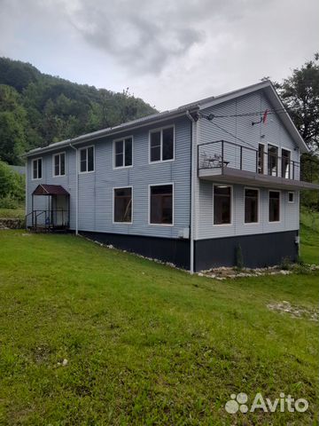 

Дом 200 м² на участке 50 сот.