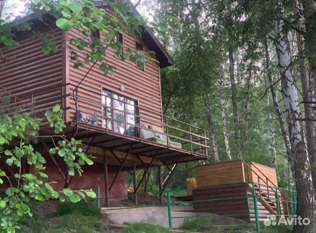 

Коттедж 160 м² на участке 14 сот.