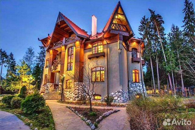 

Коттедж 1200 м² на участке 50 сот.