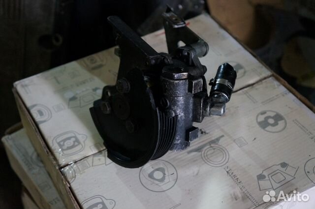 Для BMW E 39 насос гура M52 М54