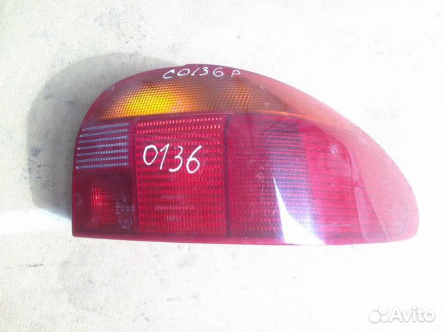 Фонарь задний правый Ford Mondeo 1 хэтчбэк