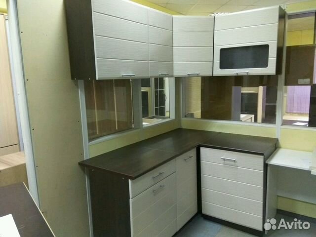 Кухонный гарнитур угловой