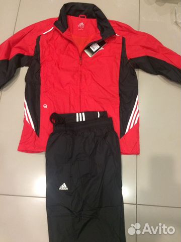 Спортивный костюм Спортивный костюм