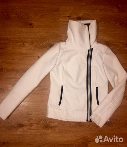 Белое пальто bershka Белое пальто bershka