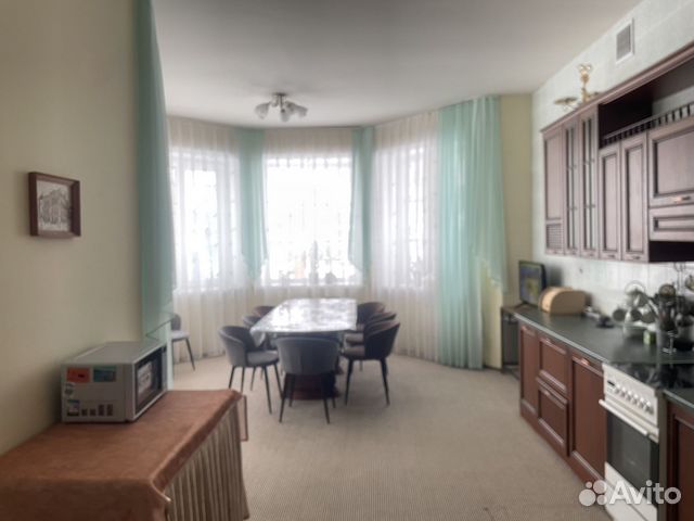 

6-к. коттедж, 300 м²