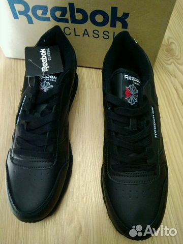 Новые кроссовки Reebok Classic Новые кроссовки Reebok Classic