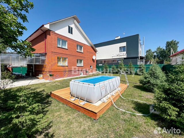 

4-к. коттедж, 270 м²