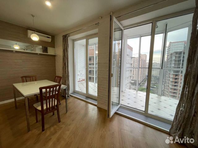 

2-к. квартира, 100 м², 15/18 эт.