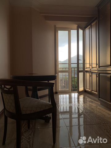 

2-к. квартира, 75 м², 11/13 эт.