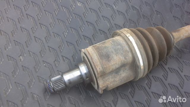 Полуось Toyota Land Cruiser Prado 90 Полуось Toyota Land Cruiser Prado 90