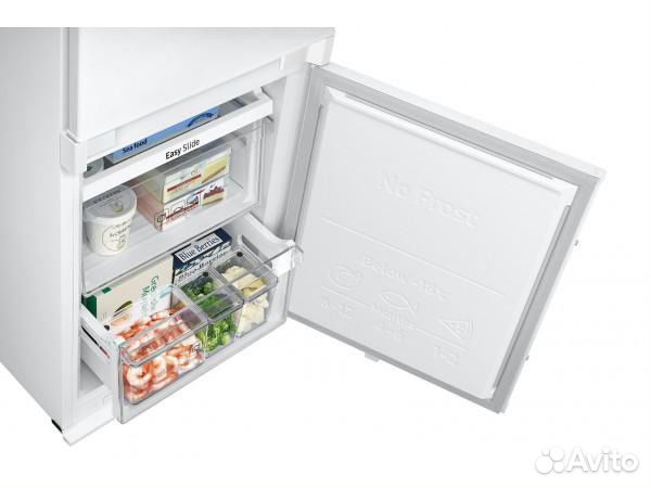 Холодильник встраиваемый No Frost SAMSUNG