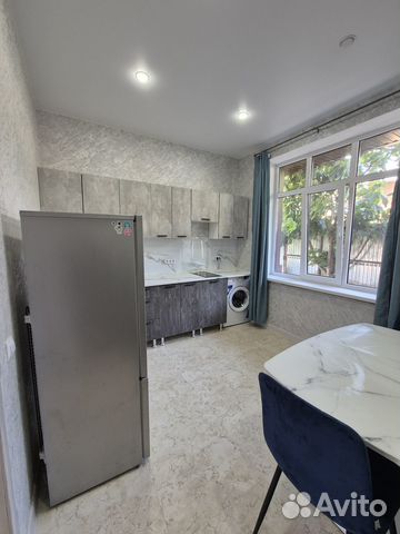 

1-к. квартира, 40 м², 1/3 эт.