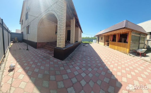 

6-к. дом, 250 м²