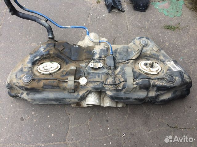 Топливный бак GLK X204 Топливный бак GLK X204