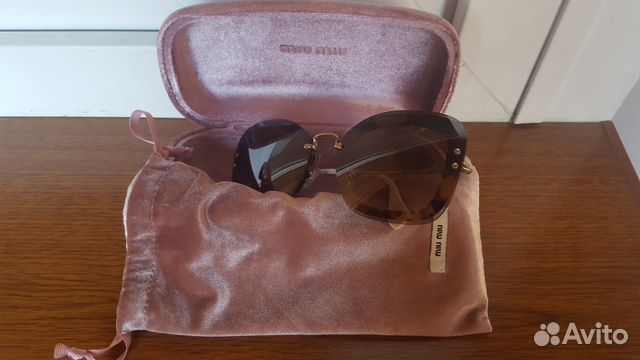 Солнцезащитные очки Miu Miu Италия (оригинал)