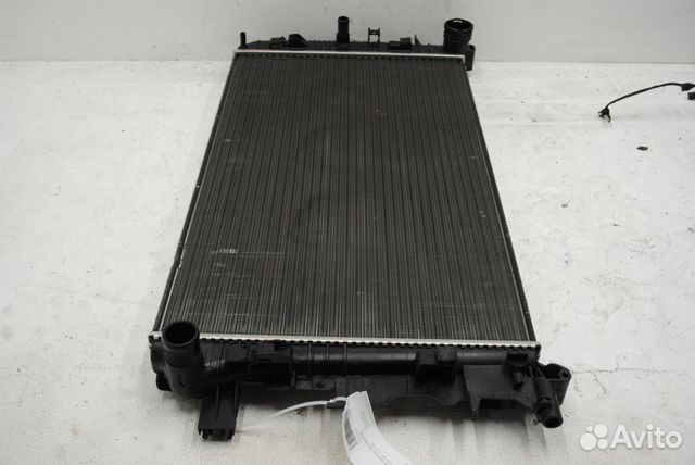 Радиатор охлаждения Mercedes Sprinter VW Crafter