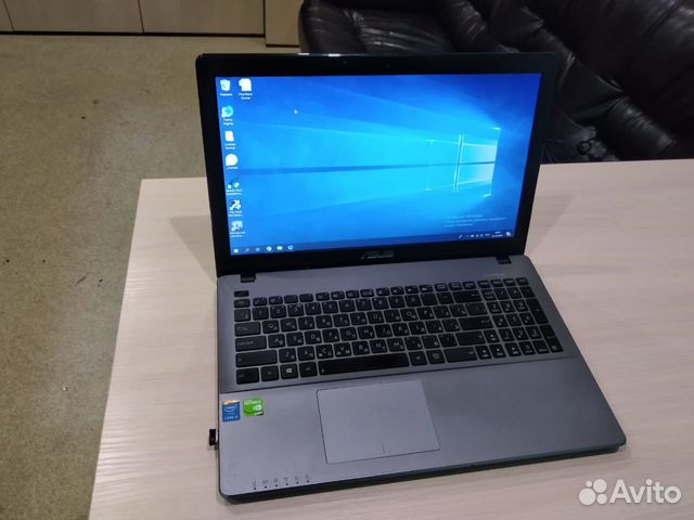 Ноутбук asus 2.4/Core i5/750Gb/8Gb/GeForce 2Gb