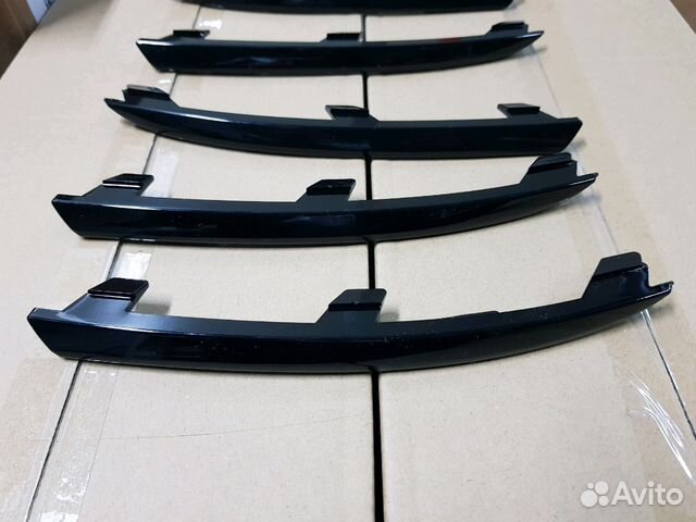 Молдинг задний Volkswagen Polo седан Молдинг задний Volkswagen Polo седан