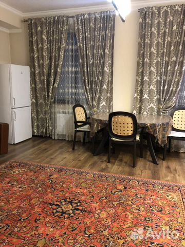 2-к квартира, 70 м², 2/5 эт.