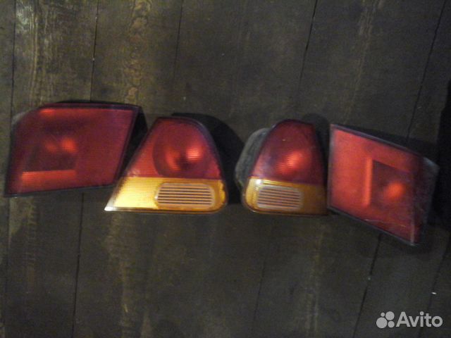 Задние фонари на Mitsubishi Carisma