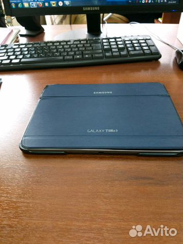 Планшет SAMSUNG Galaxy Tab 3 10.1